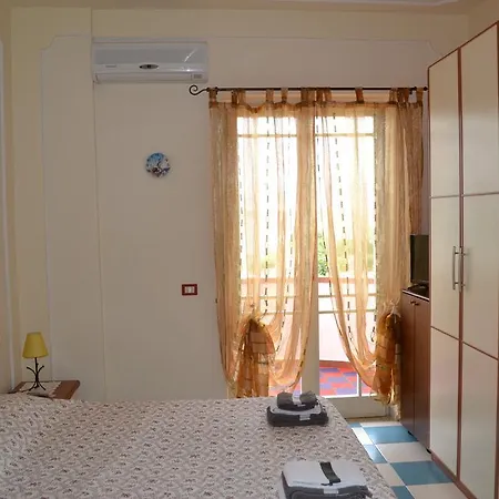 Dei Navigatori On The Sea بيت للعطل *
